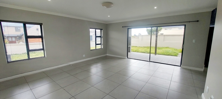 3 Bedroom Property for Sale in Blue Mountain Village Western Cape